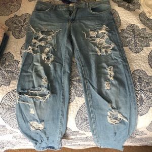 Forever 21 boyfriend ripped jeans